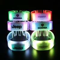 Bracelets LED lumineux activés par la musique, bracelets lumineux pour poignet, bracelets lumineux pour festival de musique, concert de football, événement