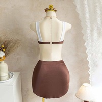 Nouveau style maillot de bain bikini trois pièces sexy couleur unie col halter avec armatures push-up en polyester pour la plage