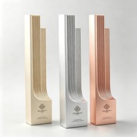 Nouveau Trophée Créatif en Métal 2026 – Modèle Personnalisé en Alliage d'Aluminium Sculpté avec Raffinement pour la Commémoration de la Rétirée et les Récompenses Enseignant-Elève