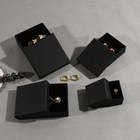Mallette de rangement portable emballage de bijoux boucle d'oreille collier Bracelet boîte à bijoux en carton de luxe avec insert en velours