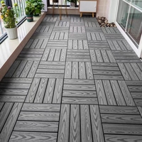 Système de dalles de terrasse en plastique imitation bois léger pour l'extérieur, à emboîtement rapide pour aménagement commercial