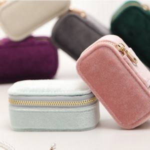 Estuche de Almacenamiento de Joyas de Terciopelo y Cuero PU, Mini, Pequeño, Portátil, de Viaje, de Lujo, Personalizado, para Anillos, Caja de Regalo para Joyería, Venta al Por Mayor - Product Image 1