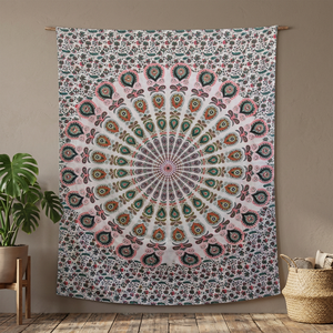 Toalla de Playa Mandala Cuadrada Hecha a Mano, Proveedor Oro, Patrón Impreso para Colgar en la Pared - Product Image 2