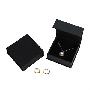 Caja de Almacenamiento de Joyería de Alta Gama <span class=keywords><strong>Cancan</strong></span>, <span class=keywords><strong>para</strong></span> Collares, Anillos y Pendientes, con Cierre Magnético, Embalaje de Cartón, 9*9*3.5cm, Caja con Succión - Product Image 3