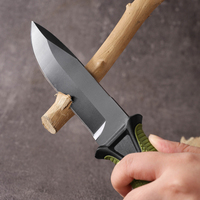 Kit de couteaux de survie multifonctionnels pour la chasse et le bushcraft en plein air avec allume-feu intégré et pierre à aiguiser, couteau tactique portable de survie