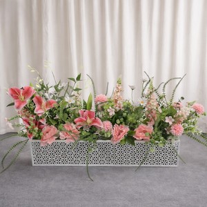 Fioriera in Plastica per Esterni con Girasoli e Margherite, Piante Verdi Simulate, Stile Romantico, Decorazione con Divisori per Matrimoni/Ristoranti - Product Image 4