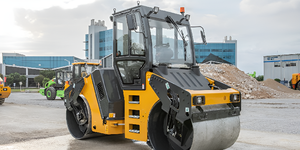 รถบดถนนแบบสั่นสะเทือนแบบถังคู่7Ton 6207E ของแท้พร้อมระบบประสิทธิภาพการใช้เชื้อเพลิงปีกผีเสื้ออัตโนมัติลดการสึกหรอของชิ้นส่วน - Product Image 4