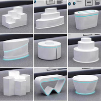 Ensemble de présentoirs circulaires haut de gamme avec bandes lumineuses LED, écologiques et robustes, pour les kiosques de centres commerciaux, les événements et l'affichage de marchandises