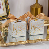 Boîte cadeau de mariage de luxe personnalisée, élégante et réfléchie, biodégradable, avec estampage à chaud doré et ruban