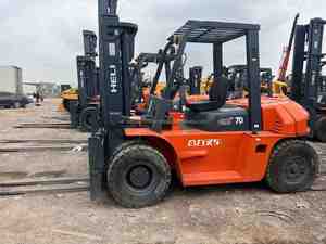 Reasonable Price <b>Used</b> Heli H2000 7 Tons Diesel Engine Powered <b>Pallet</b> Truck 4X4 Drive 3m Lifting Height - Product Image 3