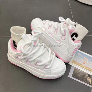 <span class=keywords><strong>2025</strong></span> Dames Grote Maat Dikke Zolen Sport En Meisje Casual <span class=keywords><strong>Trendy</strong></span> Wandelstijl Schoenen Sneaker Dame Sportschoenen Dikke Schoenen - Product Image 3