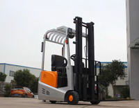 Mini chariot élévateur électrique à 3 roues de 1,5ton avec une hauteur de levage maximale de 4500mm
