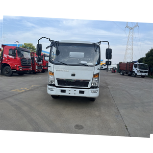 HOWO 5cbm Vacuum Fecal Waste Water Suction Truck Septic tank Truck Supplier - Product Image 2