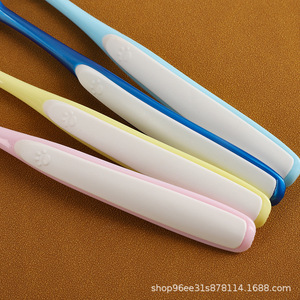 Pet Toothbrush For Cats Dogs Soft Bristles Wide Head Blue Sky Blue Pink Yellow Color PPTPR Material Grooming Tool - Product Image 5