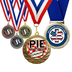 Medallas de Reconocimiento Personalizadas con Diseños Redondos y de Corona, Medalla de Aleación de Zinc Fundido a Presión para Premios por Servicio Voluntario y Concursos Divertidos - Product Image 1