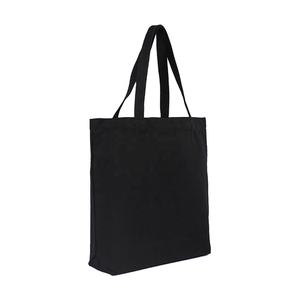 Ensemble cadeau d'entreprise personnalisé avec logo noir comprenant un sac fourre-tout en toile, une bouteille d'eau, un carnet et un parapluie pour le bienvenue - Product Image 3