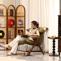 Fauteuil de loisirs vert olive, fauteuil d'appoint rembourré, structure en bois massif, tissu en cuir, siège individuel pour salon