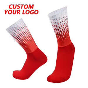 Calcetines Deportivos de Ciclismo Transpirables de Verano para Hombre y Mujer, Diseño OEM con Logotipo, Alta Calidad, Competitivos, para Ciclismo de Carretera, Running y Escalada - Product Image 1