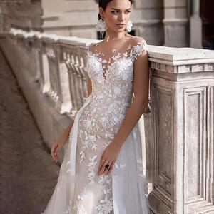 Hot Sale Luxurious White Wedding Dress for Brides Modern A-Line V-Neck with Sexy Flower Lace Embroidery Lace-Up <b>Back</b> Design - Product Image 4
