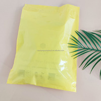 Sacs d'expédition écologiques en polyéthylène imperméables 100% recyclés marron, design personnalisé pour livraison express par coursier