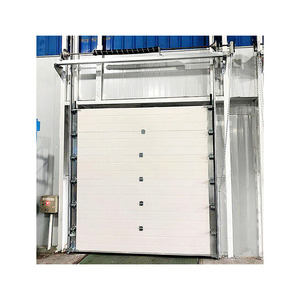 Les portes coulissantes à plusieurs étages utilisées dans l'atelier sont isolées contre les ouragans - Product Image 3