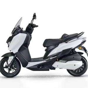 สกู๊ตเตอร์ไฟฟ้าความเร็วสูงสำหรับผู้ใหญ่ 72V ลิเธียม ระยะไกล จัดส่งจากโรงงาน เหมาะสำหรับการเดินทางในเมืองประจำวัน - Product Image 4