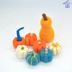 Nuovi articoli autunnali in feltro di Design: zucca in feltro di <span class=keywords><strong>lana</strong></span> fatta a mano per la decorazione autunnale e di ringraziamento! - Product Image 6