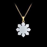 Colgante de girasol Colgante de Jade en forma de frijol para mujer, Venta al por mayor de artículos de jade