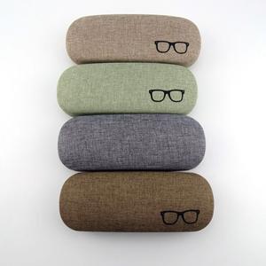 <span class=keywords><strong>Étui</strong></span> <span class=keywords><strong>à</strong></span> <span class=keywords><strong>lunettes</strong></span> de luxe coque rigide <span class=keywords><strong>étui</strong></span> <span class=keywords><strong>à</strong></span> <span class=keywords><strong>lunettes</strong></span> taille <span class=keywords><strong>L</strong></span> tissus de lin <span class=keywords><strong>étui</strong></span> de protection pour <span class=keywords><strong>lunettes</strong></span> de soleil pour hommes femmes - Product Image 1