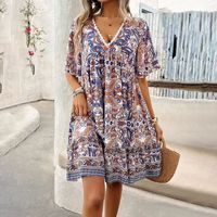 Robe d'été élégante pour femme, décontractée, imprimée, col en V, à volants en cascade, ornée de paillettes, avec boutons naturels, idéale pour la plage et les vacances en bord de mer