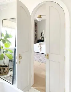 Venta al por mayor de puertas dobles redondas puertas interiores de madera maciza puerta francesa de arco