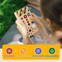 Tableau d'activités Montessori en bois avec 8 interrupteurs lumineux LED, jouets sensoriels, jouets de voyage pour bébés et tout-petits de plus d'un an