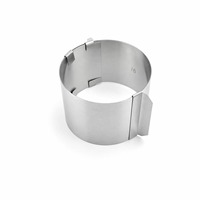 Cercle à mousse réglable en acier inoxydable, résistant à la chaleur, compatible lave-vaisselle, démoulage facile, système de verrouillage rapide, s'adapte à diverses tailles de gâteaux