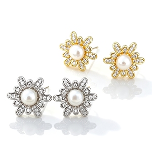 Orecchini di Moda a Forma di Margherita di Nuova Concezione, Lussuosi e Leggeri, Impermeabili e Placcati in Oro, Adatti per l'Uso Quotidiano e i Viaggi - Product Image 1