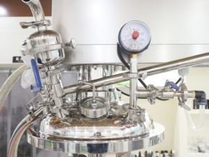 Chất lượng cao thép không gỉ 304/sus316l chân không homogenizer chất nhũ hóa trộn Tank 50L Siemens động cơ hóa chất dầu gội chất tẩy rửa - Product Image 4