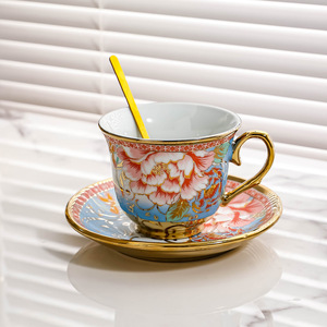 Hot Seller Minimalist Design Colorful Ceramic Coffee <b>Cup</b> <b>Set</b> with Handgrip Customizable Dinner Plate for Hotel Mugs Genre - Product Image 3