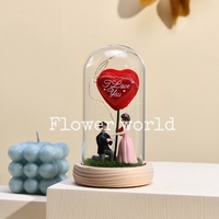 Rose en soie rouge enchantée dans un dôme en verre avec lumières LED pour mariage, saint-valentin, remise des diplômes ou Halloween