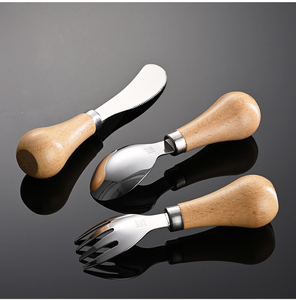 <span class=keywords><strong>Cubiertos</strong></span> portátiles de estilo occidental con mango corto y redondo de madera, acero inoxidable 304, logotipo grabado con láser, aptos para niños - Product Image 3