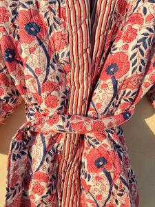 เสื้อคลุมผ้าฝ้ายพิมพ์ลายบล็อกทำมือ ลายดอกไม้ แจ็คเก็ตกิโมโนฤดูหนาว สีเบจ แต่งขอบลายทาง สไตล์โบฮีเมียน เสื้อผ้าผู้หญิง ไซส์เดียว - Product Image 4