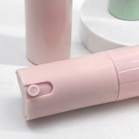 Nouvelle conception, vente en gros, flacon de lotion de 20 ml, 30 ml, 40 ml, couleur macaron vert et rose, flacon vide pour parfums, vaporisateur d'eau en plastique à fine brume