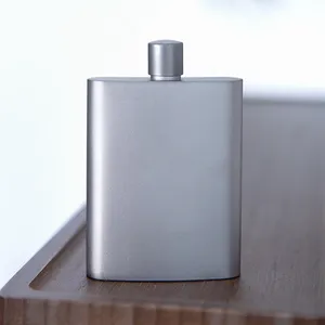 Gourde en titane légère et durable de 100 ml pour les aventures en plein air - pour la randonnée, le camping, les voyages - Product Image 5
