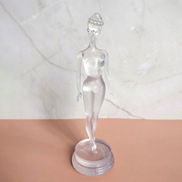 Figurines d'art en résine transparente en gros, modèles sculptés à la main, personnalisables pour la décoration minimaliste de la maison