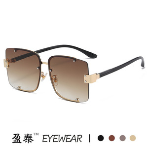 Yingtai Eyewear Oversized Metal Frame <b>Sunglasses</b> UV400 Women Fashion Square <b>Gradient</b> Lenses Gold Color - Product Image 4
