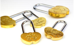 No Keyed pad lock inciso Double Heart Lock Lovers regali di nozze lucchetto in ottone love lock - Product Image 5