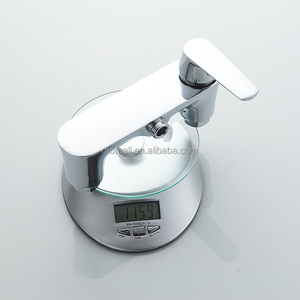 Momali pluie et Pause motif laiton bain <span class=keywords><strong>douche</strong></span> robinet eau chaude froide mitigeur fourni <span class=keywords><strong>par</strong></span> la Chine <span class=keywords><strong>pour</strong></span> salle de bain <span class=keywords><strong>baignoire</strong></span> utilisation - Product Image 5