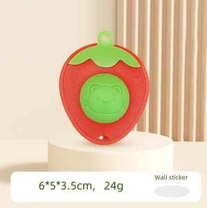 Nuova palla di erba gatta alla fragola che gira palla al gatto che lecca giocattoli divertenti per gatti - Product Image 6