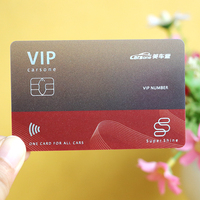 Carte de visite VIP personnalisée en PVC transparent avec feuille d'argent magnétique, impression offset et logo personnalisé