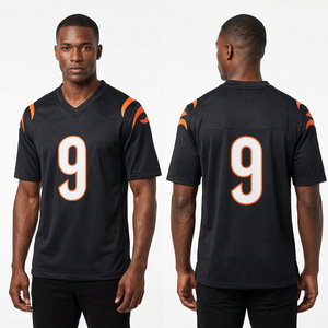 Conjunto de Uniforme de Fútbol Americano para Hombre, Jersey Negro con Detalles Naranjas, Pantalones Acolchados Rojos, Cuello en V, Manga Corta, Corte Atlético - Product Image 5