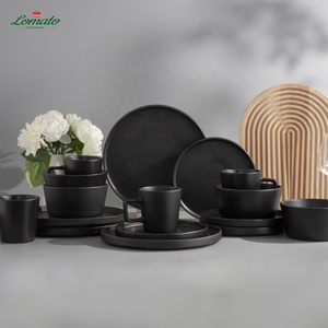 Nuovo Design 2026 Disponibile: Set da Pranzo Rotondo Completo da 16 Pezzi in Gres Opaco Nero con Piatti e Tazze in Ceramica - Product Image 4
