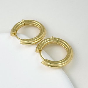 <span class=keywords><strong>Pendientes</strong></span> Circulares de Plata de Ley 925 con Diseño de Oso Español Personalizado, Chapados en Oro de 18K, para Boda, Compromiso, Aniversario, Lujosos y Sencillos para Mujer - Product Image 2